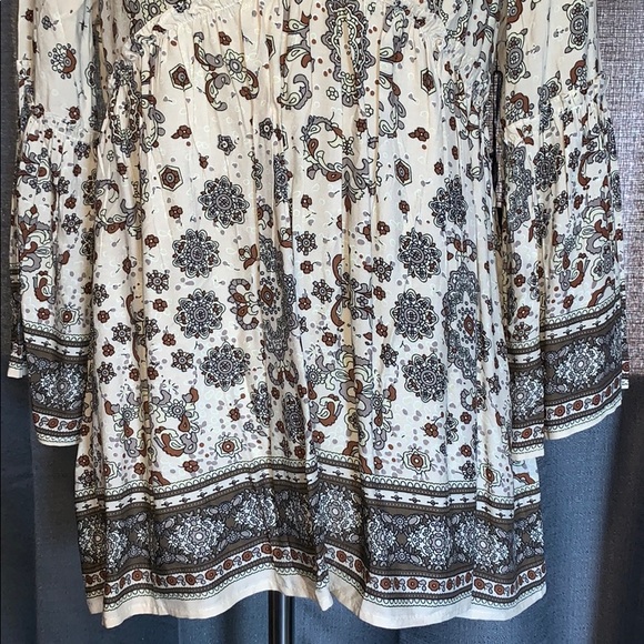 Womens Doe & Rae Top - Picture 2 of 6